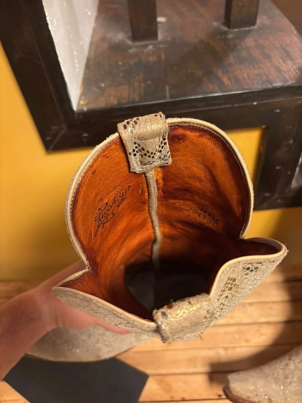 Women's Suede Python - Picture 4 of 4